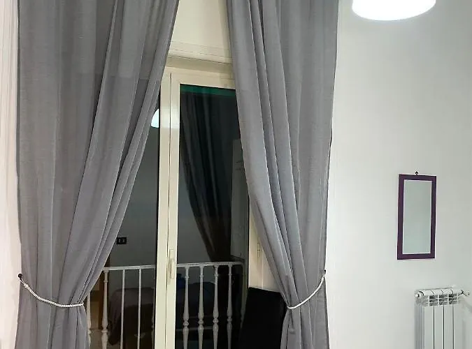 De Lollis Lägenhet Neapel